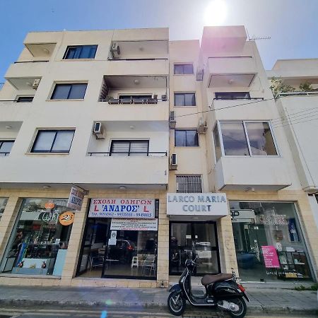 Cheer Up City Apartment, Near To The Finikoudes Beach Ларнака Екстериор снимка